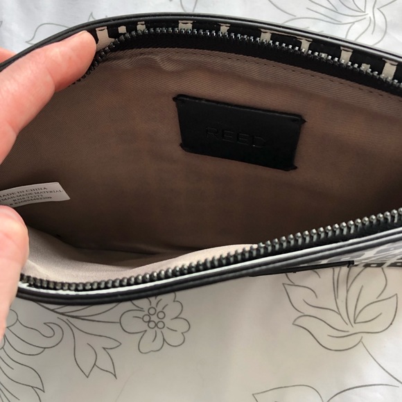 Reed Large Pouch - Picture 4 of 4